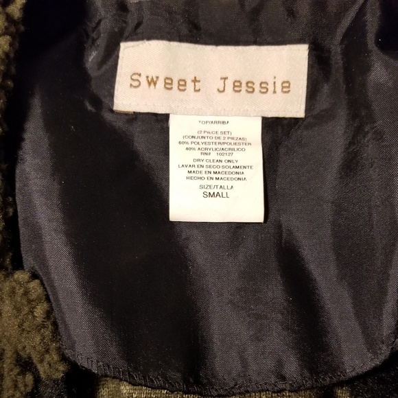 Sweet Jessie fluffy vest - Picture 3 of 3
